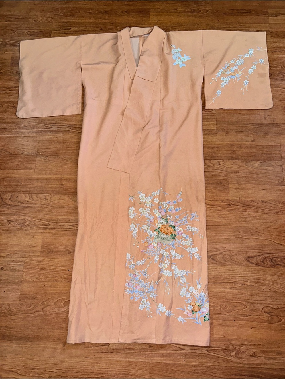 Authentic handmade Kimono, length 60 inches width 23.5 inches, Silk Rayon Blend